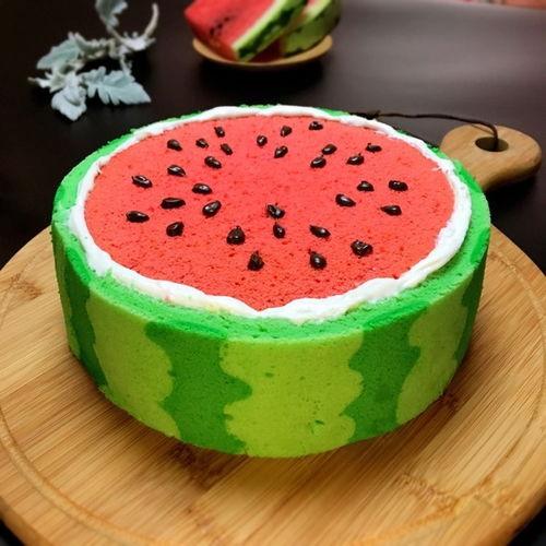 吃瓜吃蛋糕和甜品,品味吃瓜与蛋糕、甜品的双重诱惑