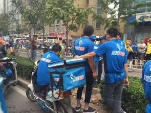 打群架吃瓜,吃瓜群众视角下的校园暴力事件