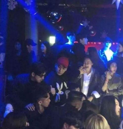 酒吧吃瓜事件,揭秘幕后真相与争议焦点