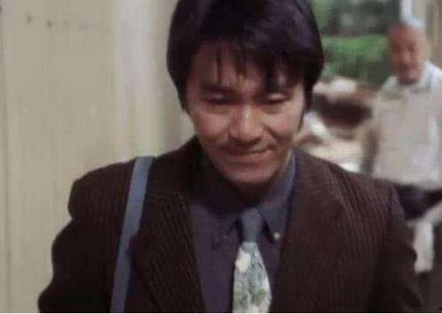 喜剧导演吃瓜图片,笑料百出！